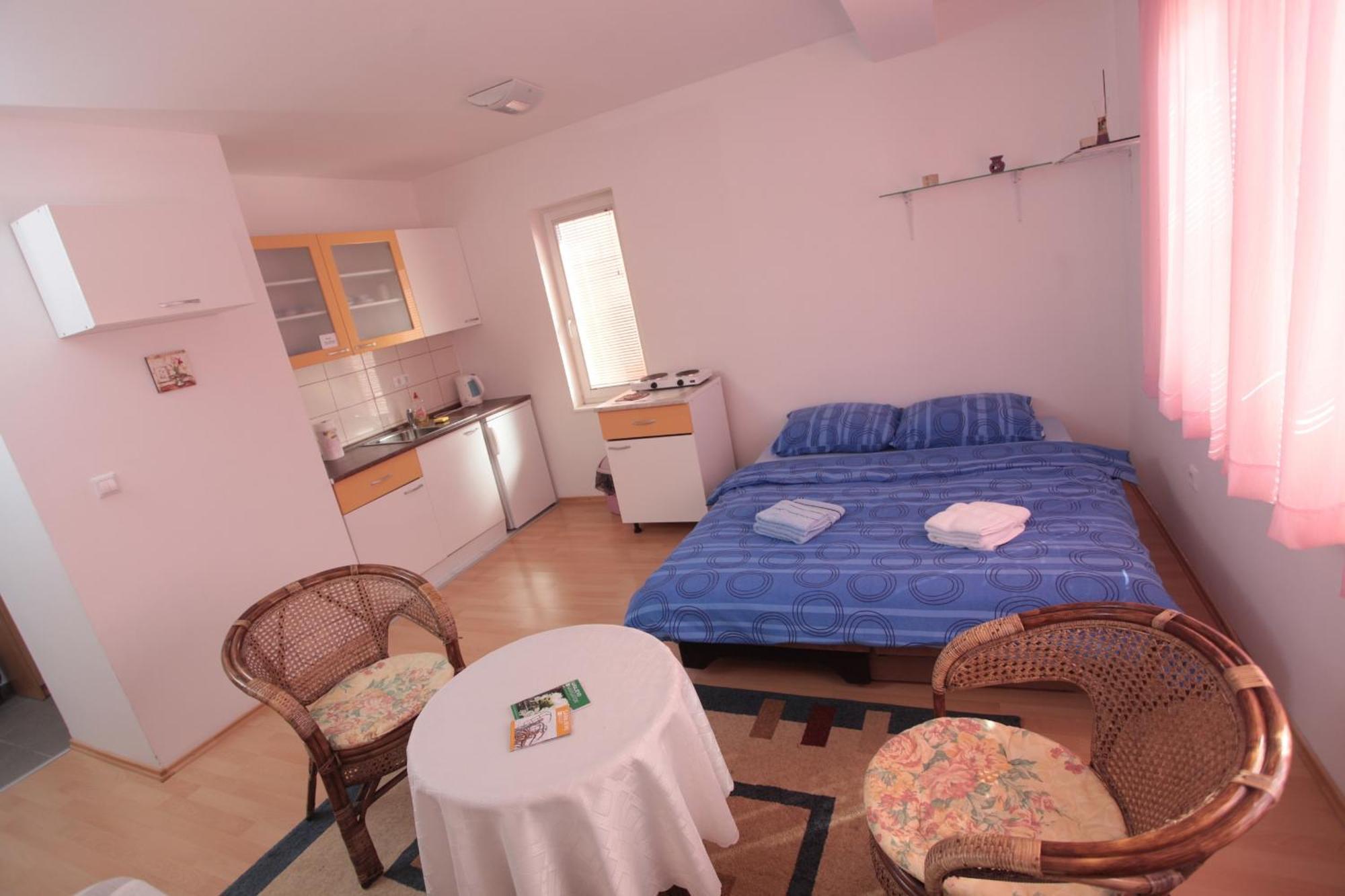 Apartments Kira Saraievo Quarto foto