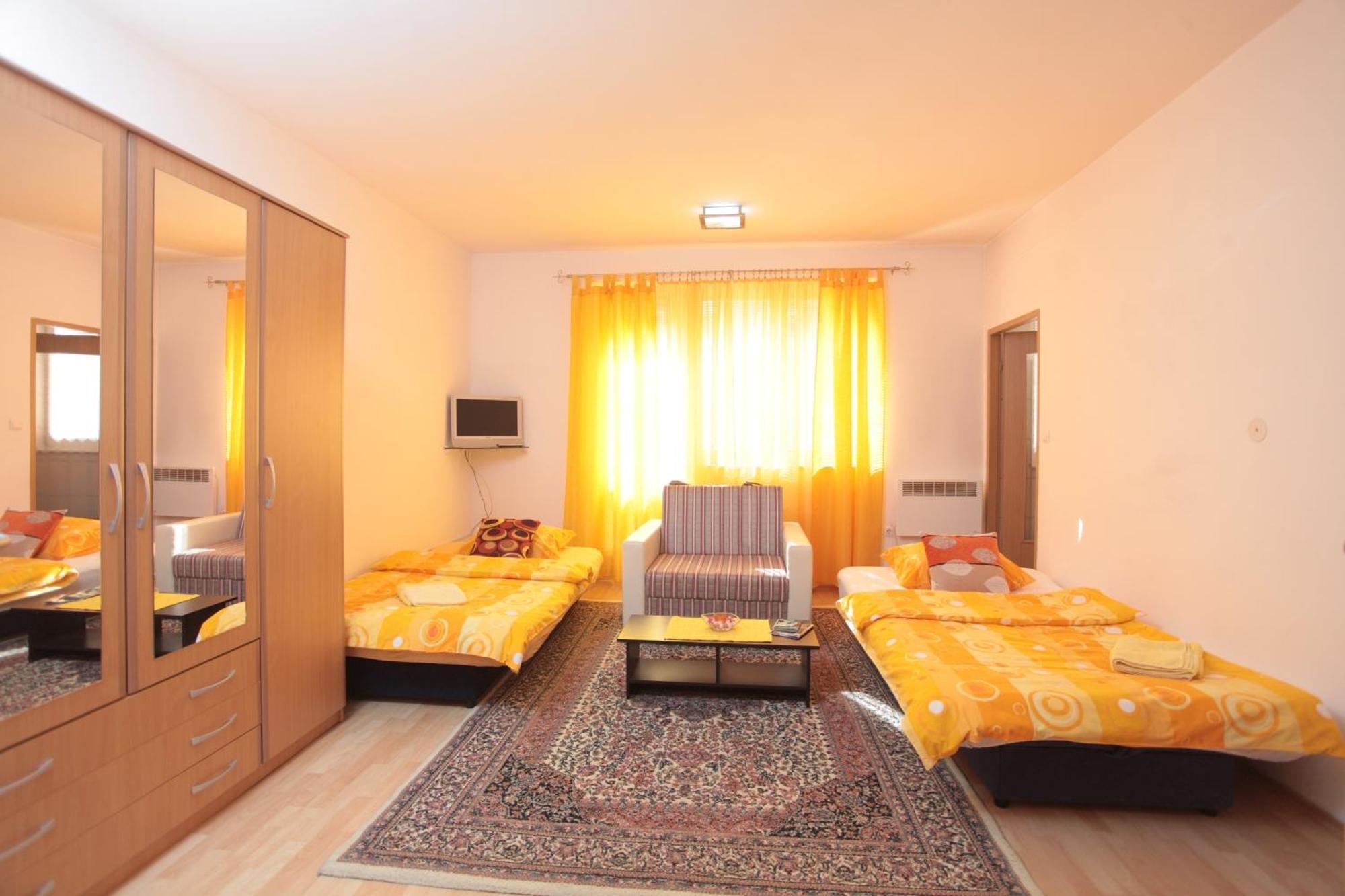 Apartments Kira Saraievo Quarto foto